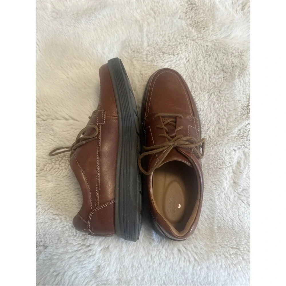 Clarks Mens Un‎ Abode Ease Oxfords Shoes Solid Brown Leather Lace Up 10
